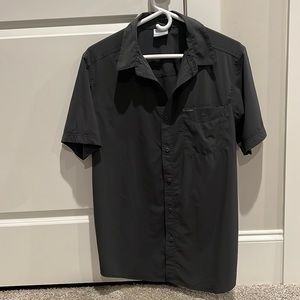 Columbia outdoor button up